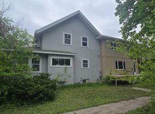 506 S 6th St, Forest City, IA 50436
