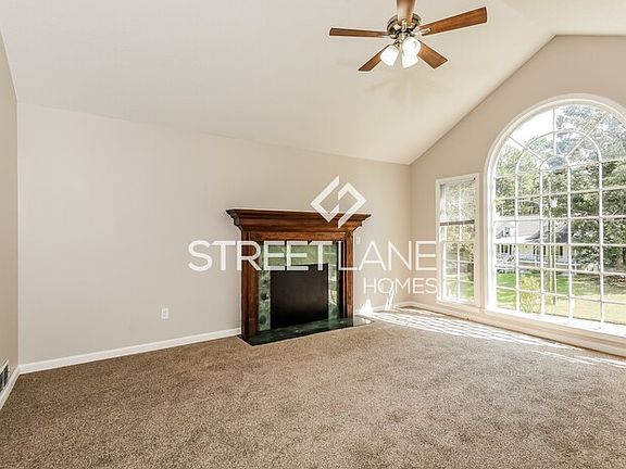 2nd image of 1691 Jefferson Ln