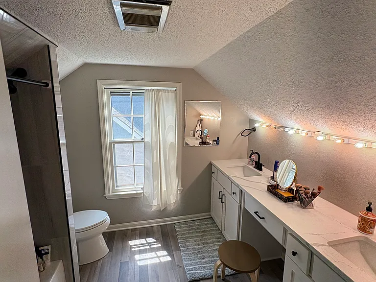 5539 Outlook St — Photo 10