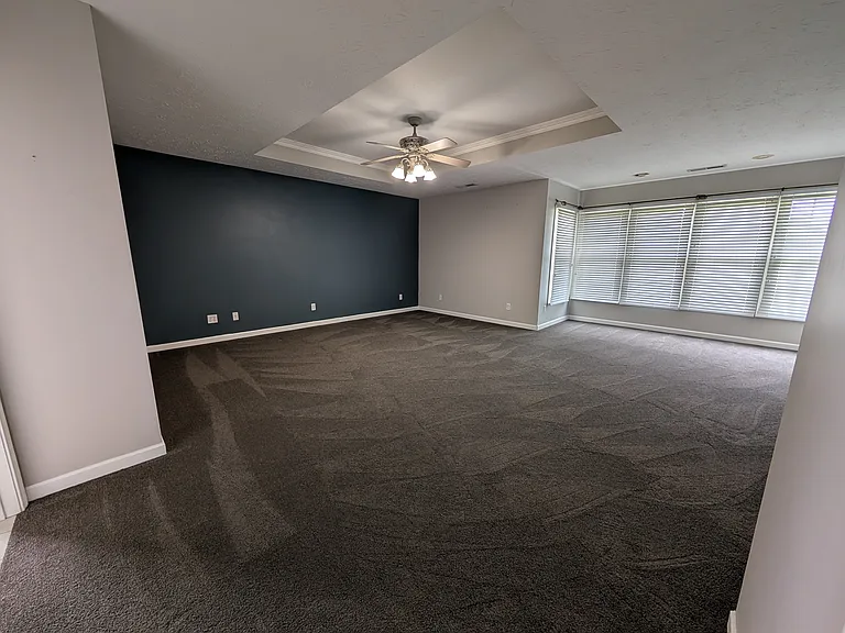 1090 E Case Blvd — Photo 25