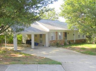 518 Potomac Valley Dr, Fort Washington, MD 20744