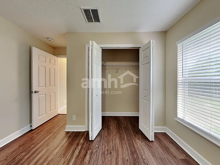5940 NW Foust Cir — Photo 14