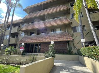 1011 Palm Ave #205, West Hollywood, CA 90069