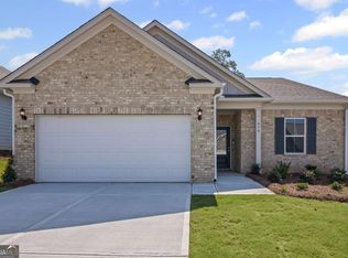 476 Village Ln, Fairburn, GA 30213