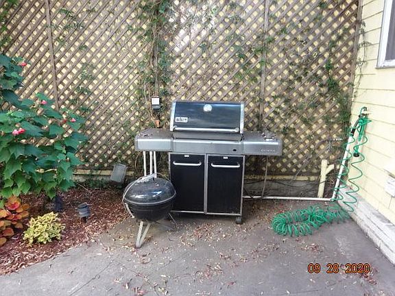 5th image of 359 Waller St APT 3