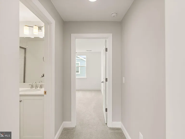 121 Cowbird St — Photo 42