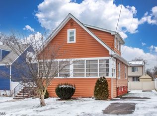 14 Chatham Pl, Linden, NJ