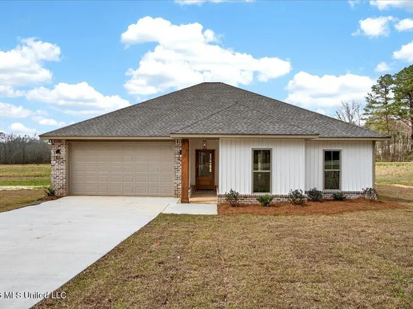 5 Bounds Rd, Sumrall, MS 39482