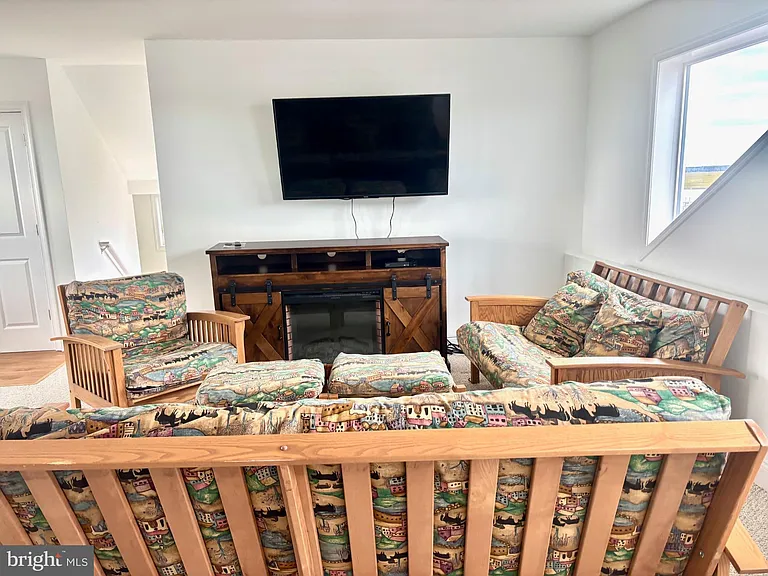 448 Dock Rd — Photo 27
