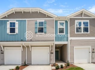 631 Cherry Ridge Dr, Orange Park, FL 32065