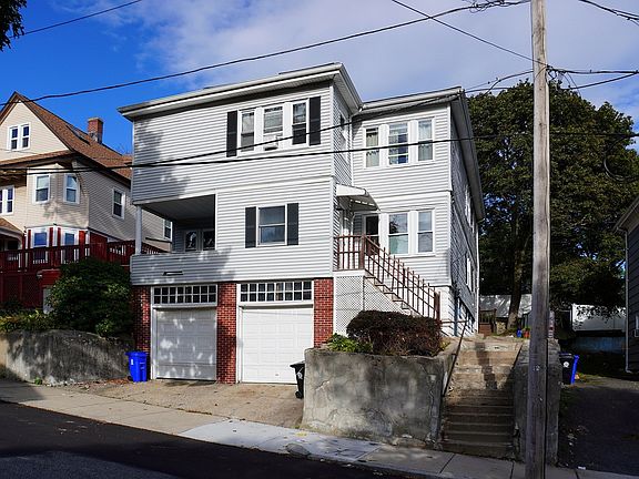 2nd image of 9 Kenilworth St #2