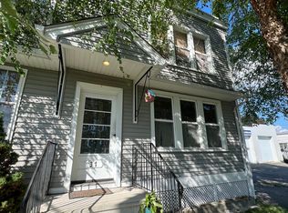 37 Heywood Ave #2R, West Springfield, MA 01089