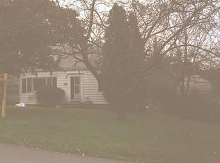 26 Skyline Drive Ext, Danbury, CT 06810