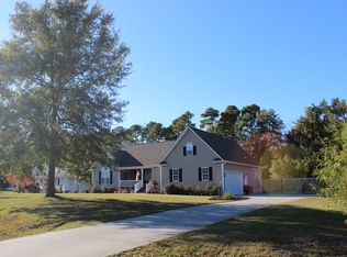 108 Cherry Ln, Newport, NC 28570
