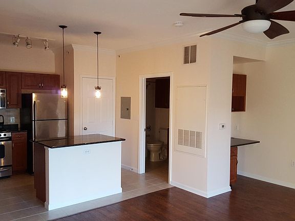 3rd image of 12953 Centre Park Cir APT 420