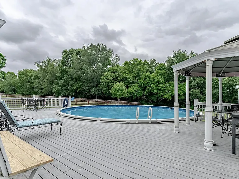1645 Burks Branch Rd #2-ID1372937P — Photo 28