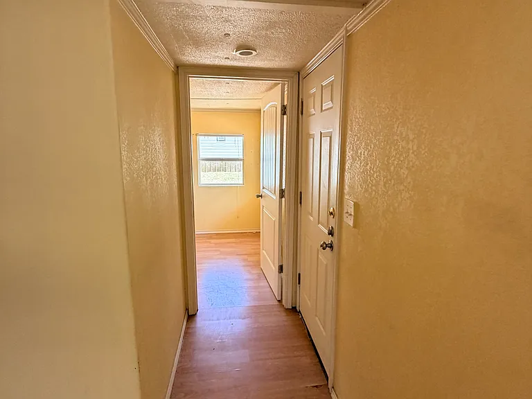 2102 Bois Darc Ln — Photo 4