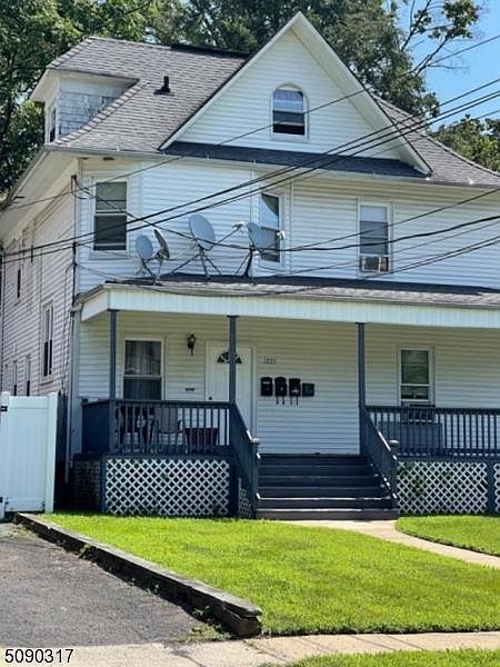 2nd image of 1223 Lenox Ave