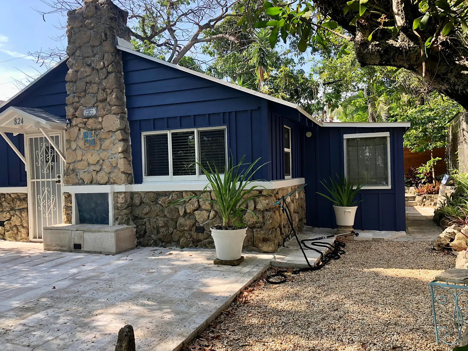 2 bed, 1.0 bath, 794 sqft, $2,750 — Photo 3