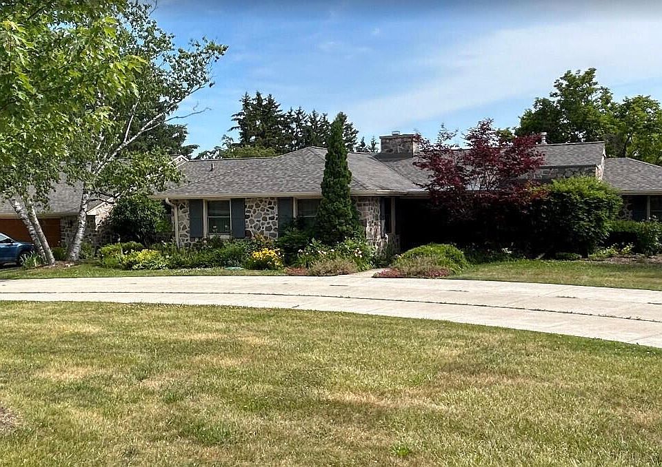 1st image of 503 Riverview DRIVE