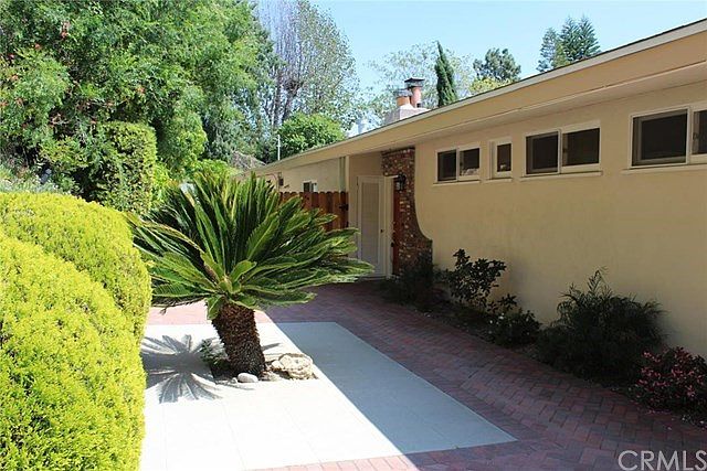 1st image of 9915 Larrylyn Dr