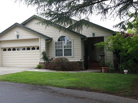 3rd image of 3900 Green Forest Ln