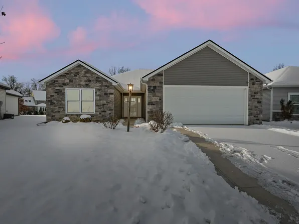 10328 Fieldlight Blvd, Fort Wayne, IN 46835