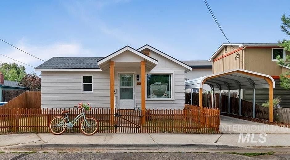 1st image of 3005 W Hester St