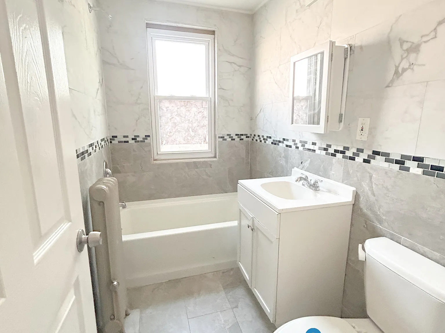 Studio, 750 sqft, $1,050 — Photo 4