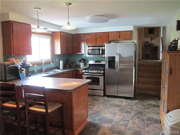 4th image of 4909 Gerber Pkwy