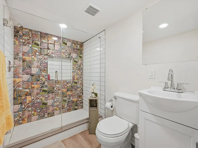 101 E Phil Ellena St — Photo 24
