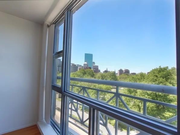 170 Tremont St APT 701, Boston, MA 02111