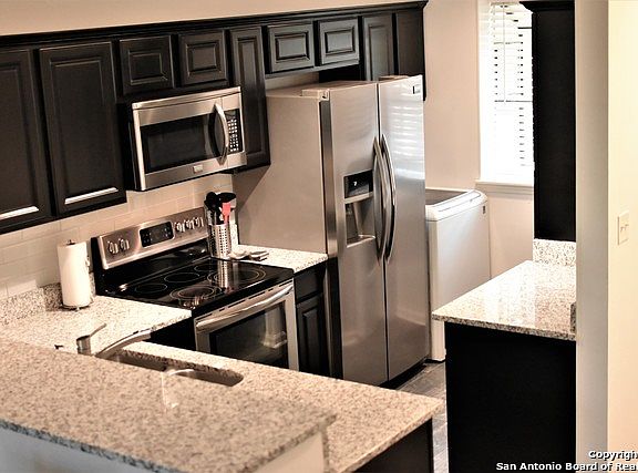 2nd image of 11815 Vance Jackson Rd APT 3303