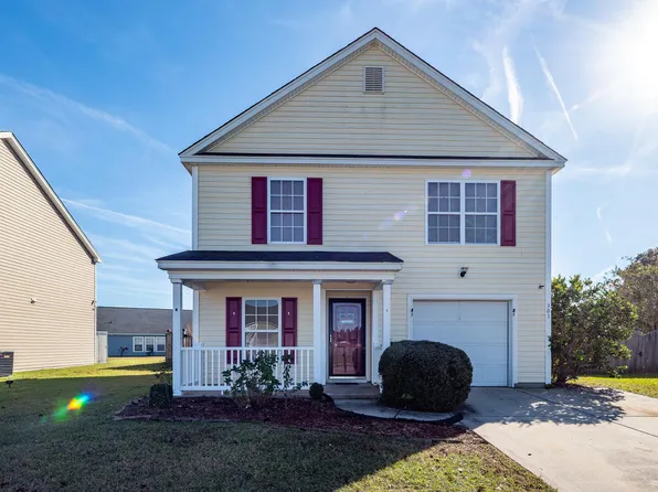 303 Cicadas Song Dr, Moncks Corner, SC 29461