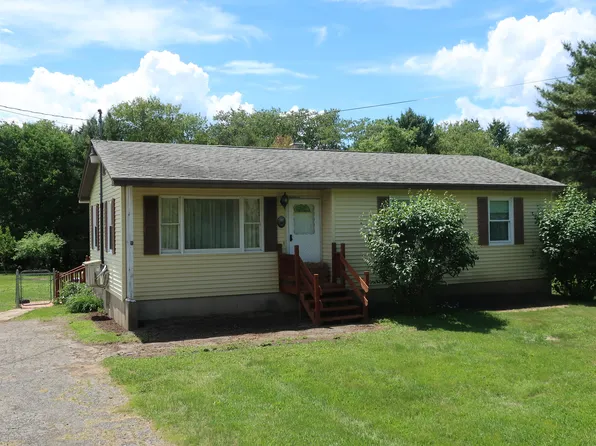 2740 Ohio Street, Glenburn, ME 04401