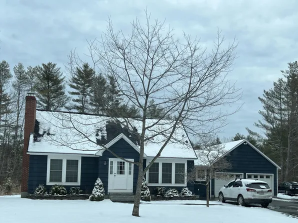 95 Woodridge Drive, Manchester, ME 04351