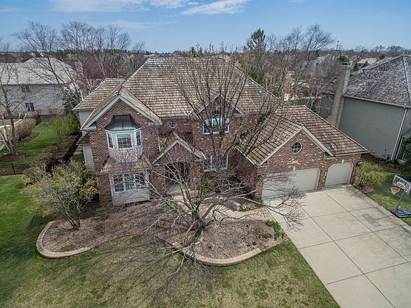 2nd image of 1586 Pine Lake Dr