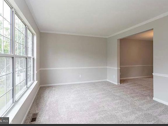 3rd image of 8750 Diamond Hill Dr