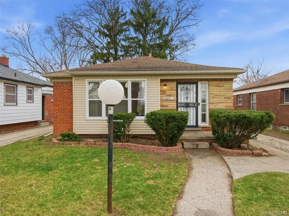 20271 Grandville Ave, Detroit, MI 48219