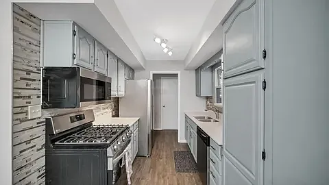 8726 Lakewood Ave — Photo 12
