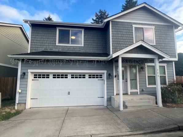 623 E 57th Street Ct, Tacoma, WA 98404