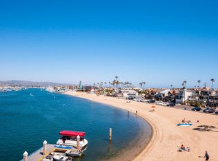 233 19th St APT A, Newport Beach, CA 92663