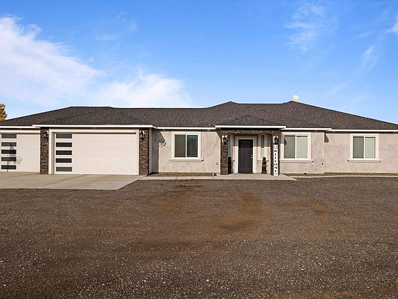 2nd image of 204634 E 26th Ave