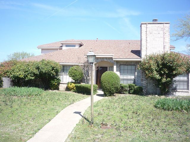 1st image of 924 Aspen Dr