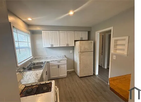 3700 Bedford St — Photo 6