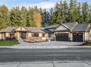 153 Mountain Crest Ln, Eatonville, WA 98328