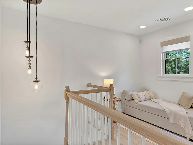 1095 Ryder Farm Ln — Photo 15