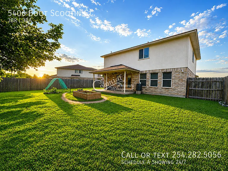 5406 Boot Scootin Ct — Photo 32