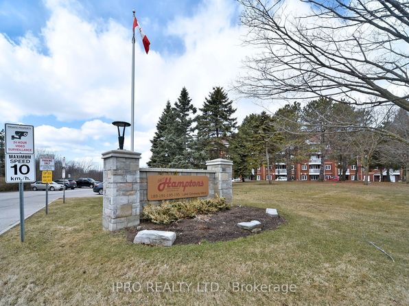 195 Lake Driveway W #102, Ajax, ON L1S 7H7