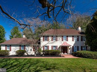 811 General Sterling Dr, West Chester, PA 19382